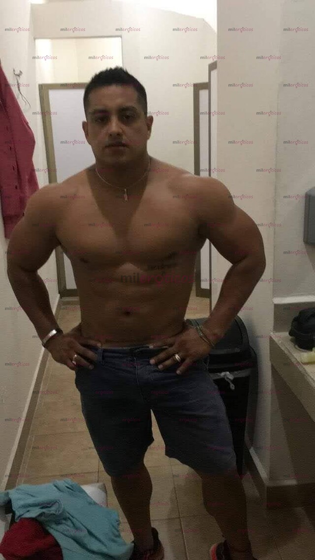 FOTOS DE GAYS... NO...... DISCULPEN EVITEN QUE LOS BLOQUEE SOLO SWINGER