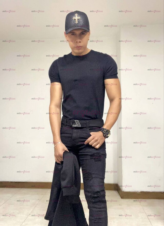 FOTOS DE ONLY FOR EXCLUSIVE PEOPLE GIFTED ACTIVE ONLY TOP