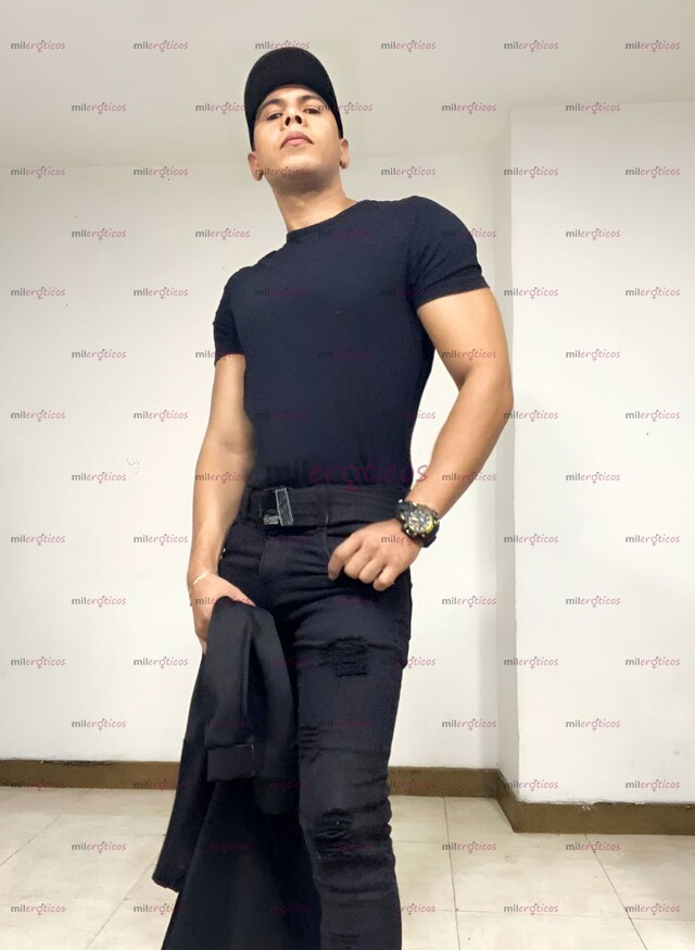 FOTOS DE ONLY FOR EXCLUSIVE PEOPLE GIFTED ACTIVE ONLY TOP