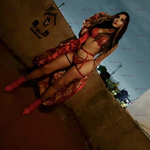 FOTOS DE GARGANTA PROFUNDA, SIN IMPORTAR EL TAMAÑO.