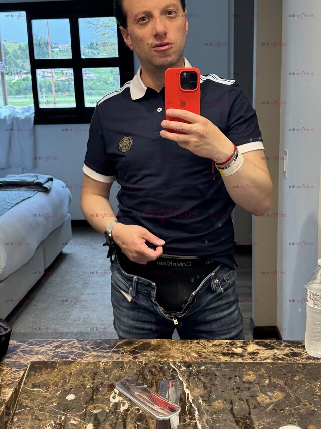 FOTOS DE VIDEOLLAMADA HARÉ TODO LO QIE ME PIDAS ATIENDO HOMBRES Y MUJERES CUMPLIRÉ TODO