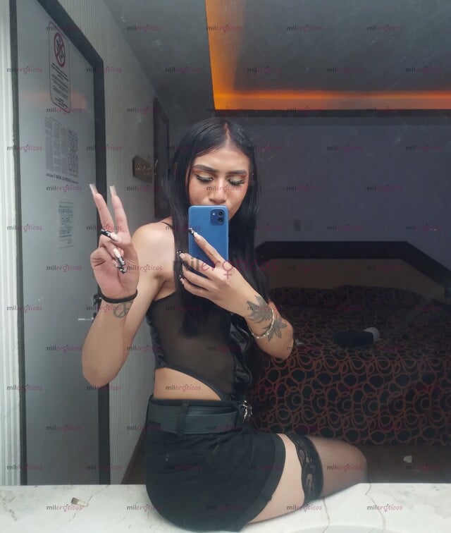 FOTOS DE DE VUELTA! EXQUISITA Y DELGADA NENA CALIENTE GANOSA DE COGER DURO!