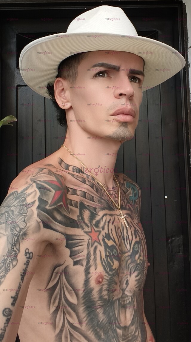 FOTOS DE FLACO BLANCO ACTIVO TATUADO MORBOSO VERGON