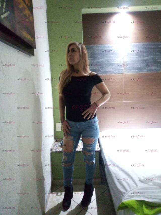 FOTOS DE BEAUTIFUL GIRL 1,59 CM LATINA CLASSY ENGLISH SPOKEN SKINNY ATLETIC THIN