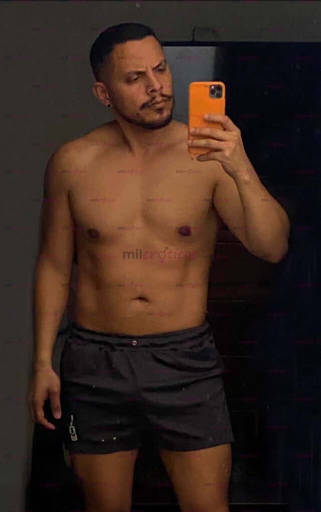 FOTOS DE HOMBRE MASCULINO, MORBOSO, EDUCADO, COMPLACIENTE, ACTIVO XL GRUESA Y CURVA.