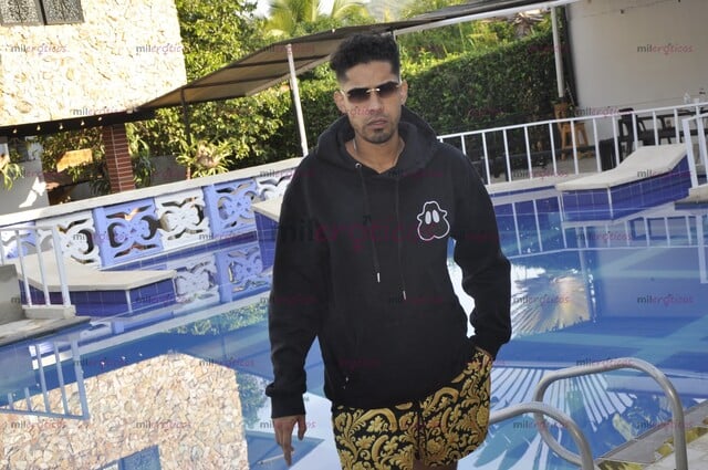 FOTOS DE MORENO VERGON REAL COMPLACIENTE DOMINANTE Y MASAJISTA