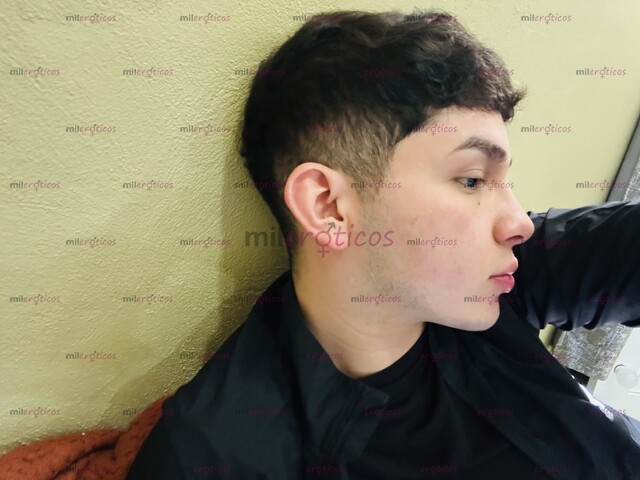 FOTOS DE JOVEN VARONIL DISPONIBLE PARA CUMPLACER TUS FANTASIAS, NUEVO EN EL AMBIENTE