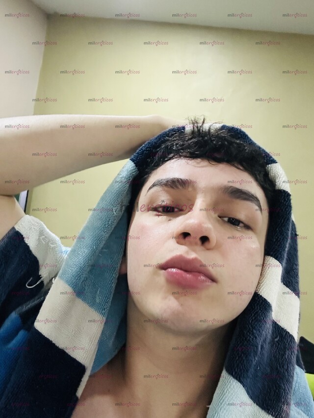 FOTOS DE JOVEN VARONIL DISPONIBLE PARA CUMPLACER TUS FANTASIAS, NUEVO EN EL AMBIENTE