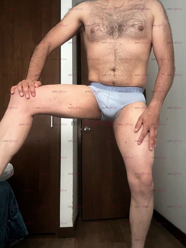 FOTOS DE VETERANO DISPUESTO A COMPLACERTE, MADURO DISPUESTO A TUS FANTASÍAS