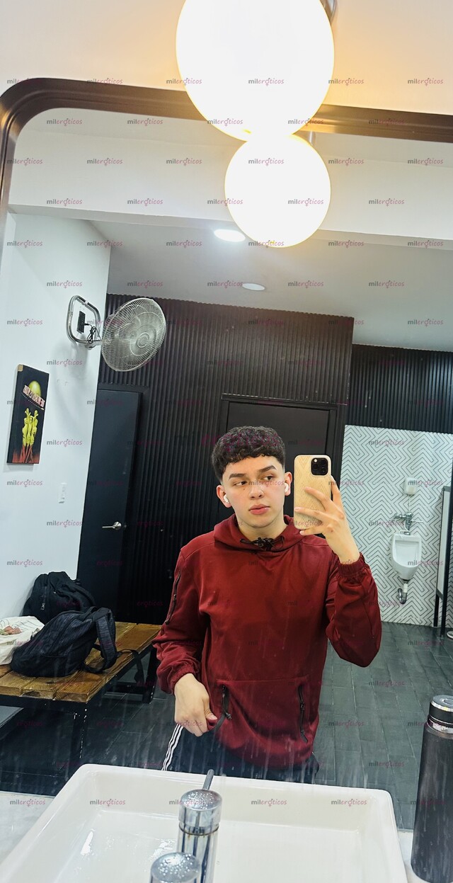 FOTOS DE JOVEN VARONIL DISPONIBLE PARA CUMPLACER TUS FANTASIAS, NUEVO EN EL AMBIENTE