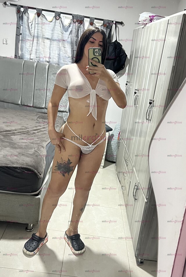 FOTOS DE ESTRAMBÓTICA EXTROVERTIDA DESCOPLICADA NINFÓMANA ADICTA AL BUEN SEXO SALVAJE