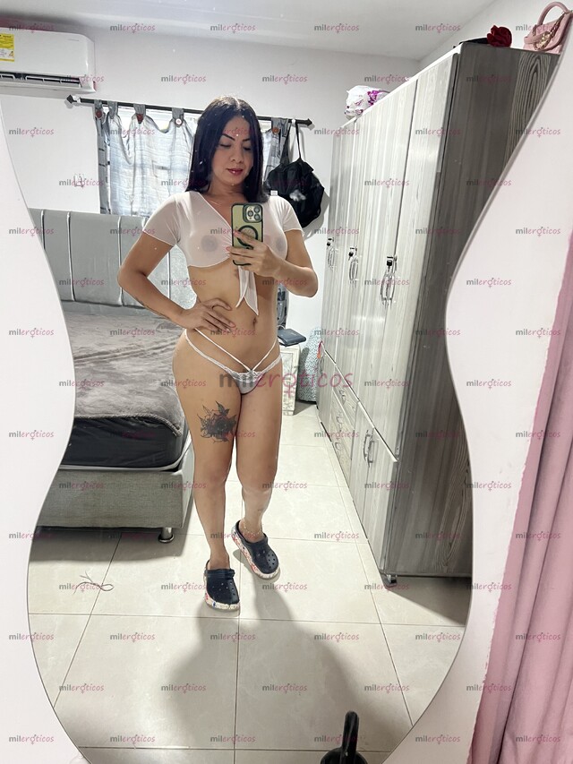 FOTOS DE ESTRAMBÓTICA EXTROVERTIDA DESCOPLICADA NINFÓMANA ADICTA AL BUEN SEXO SALVAJE
