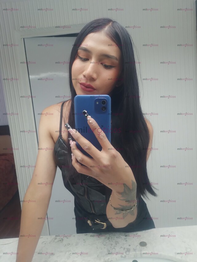 FOTOS DE DE VUELTA! EXQUISITA Y DELGADA NENA CALIENTE GANOSA DE COGER DURO!