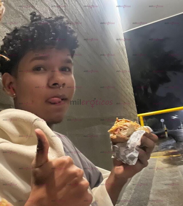 FOTOS DE MORENO CALIENTE SATISFACE TUS NECESIDADES Y FETICHES