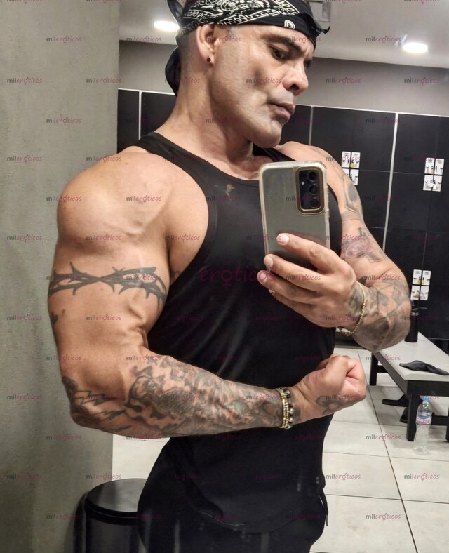 FOTOS DE PAREJAS ATLETA FITNESS DOTADISIMO 21CM VERGA GRUESA