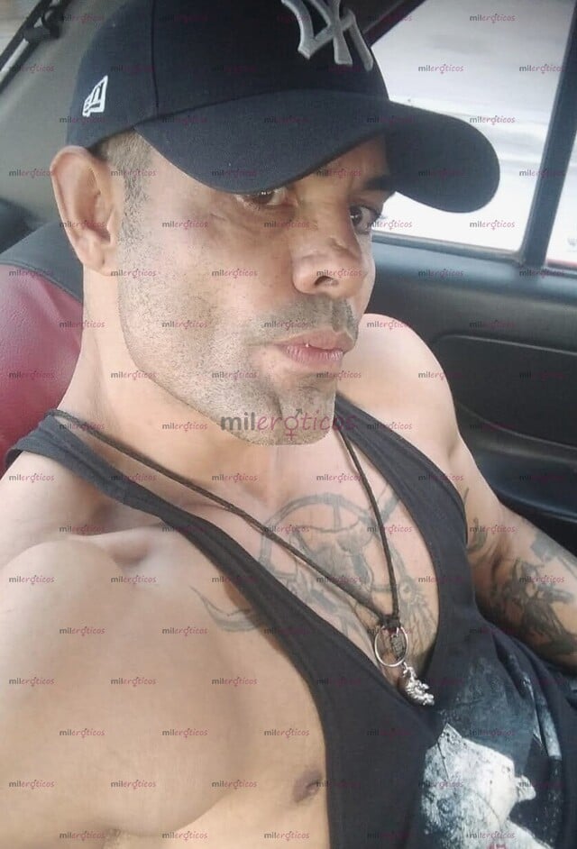 FOTOS DE MACHO MADURO CULTURISTA FITNESS CUERPAZO Y VERGOTA