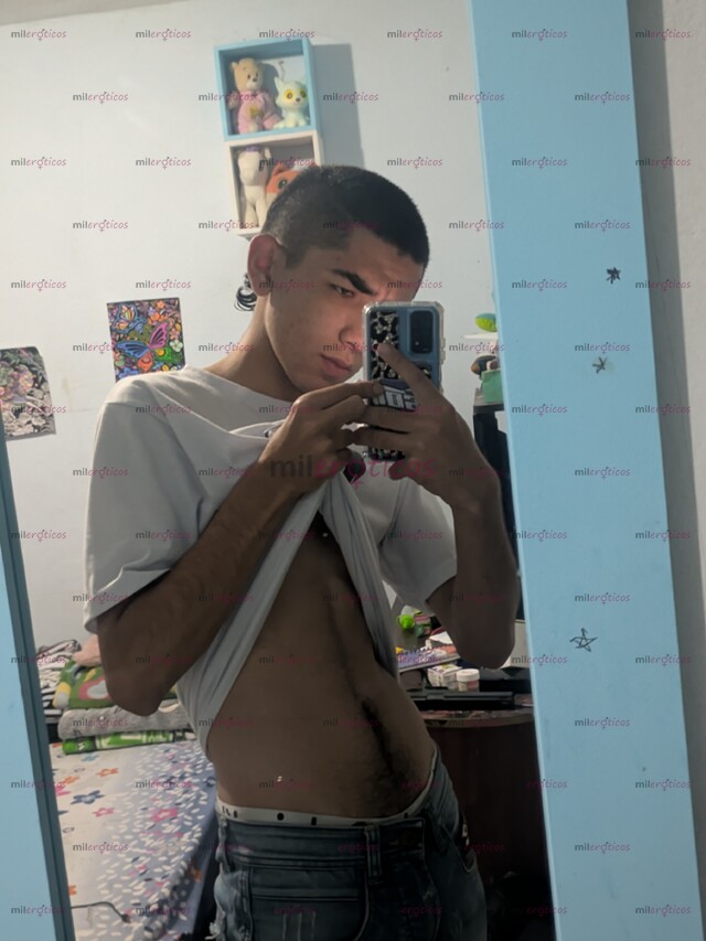 FOTOS DE COMPLACIENTE CHICO 19 AÑOS VERGON CON GANAS DE COMPLACERTE