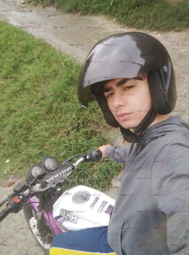 FOTOS DE COMPLACIENTE CHICO 19 AÑOS VERGON CON GANAS DE COMPLACERTE