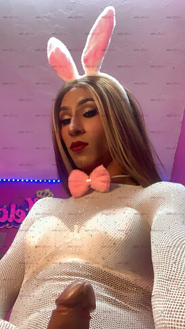 FOTOS DE UN DERROCHE DE PLACER CON TU MORENA FAVORITA