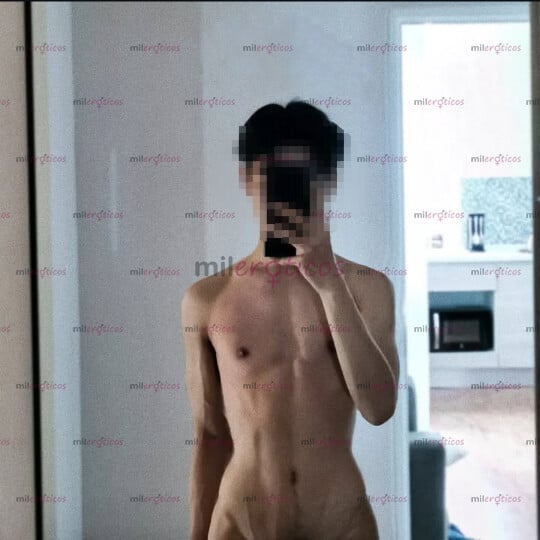 FOTOS DE TWIN 19 AÑOS ESTUDIANTE PASIVO CON CINTURITA DISPONIBLE 5620515719