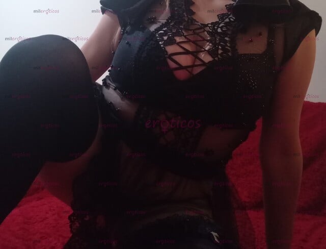 FOTOS DE MONJITA SEXY... MUY HOT... PARA COMPLACERTE TODITA PARA TI....