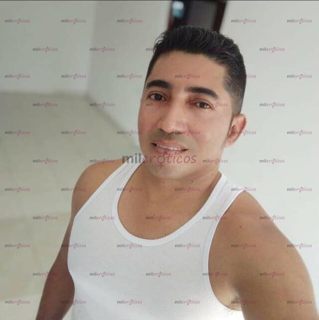FOTOS DE ATRACTIVO JOVEN PARA COMPLACER DAMAS SOLTERAS CASADAS DIVORCIADA COMPLACERLA EN