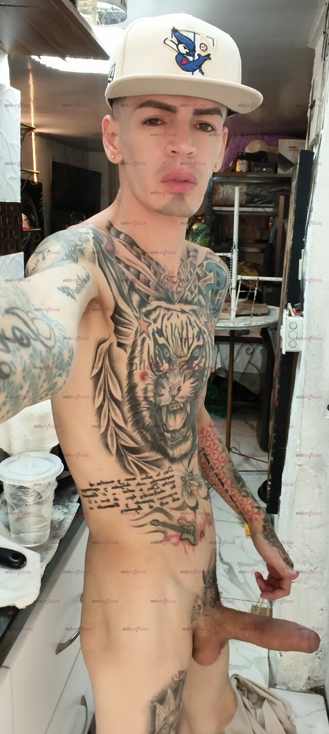 FOTOS DE FLACO ACTIVO BLANCO VERGON TATUADO MORBOSO