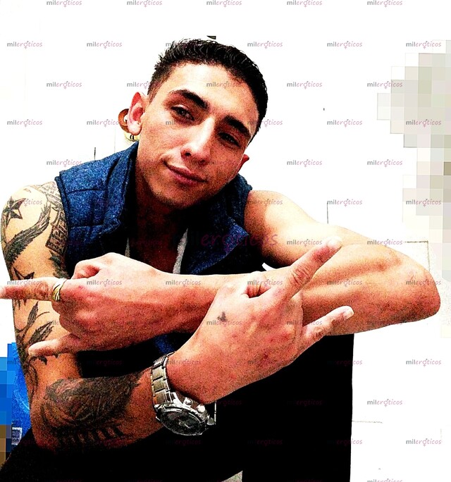 FOTOS DE ATRACTIVO JOVEN MORENO LECHERO DOTADO ACTIVO DOMINANTE