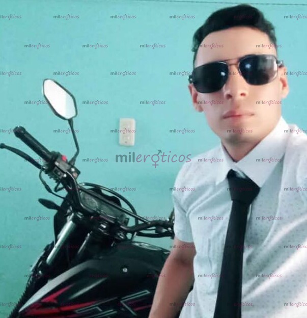 FOTOS DE ACTOR PORNO CON MIEMBRO DE 22 CENTÍMETROS. GUAPO Y EDUCADO