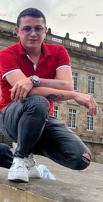 FOTOS DE JOVEN COMPLACIENTE DE PASO EN LA CIUDAD SIN LIMITES