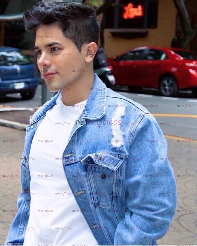 FOTOS DE GUAPO UNIVERSITARIO VERSÁTIL EN CDMX !!