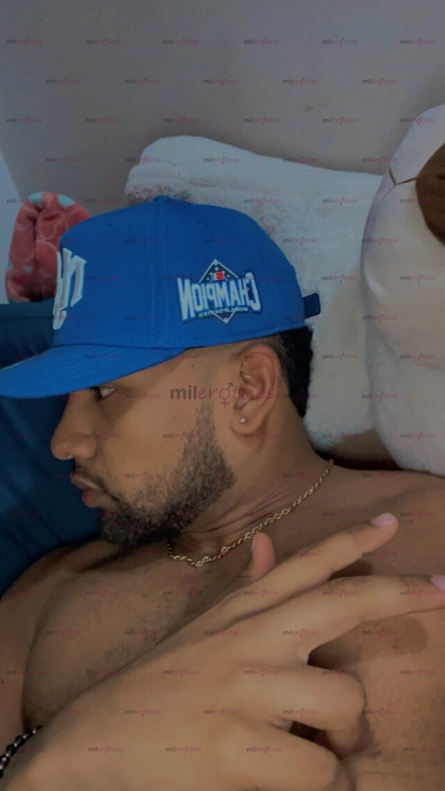 FOTOS DE ACTIVO MORENO MASCULINO DOMINANTE LECHERO