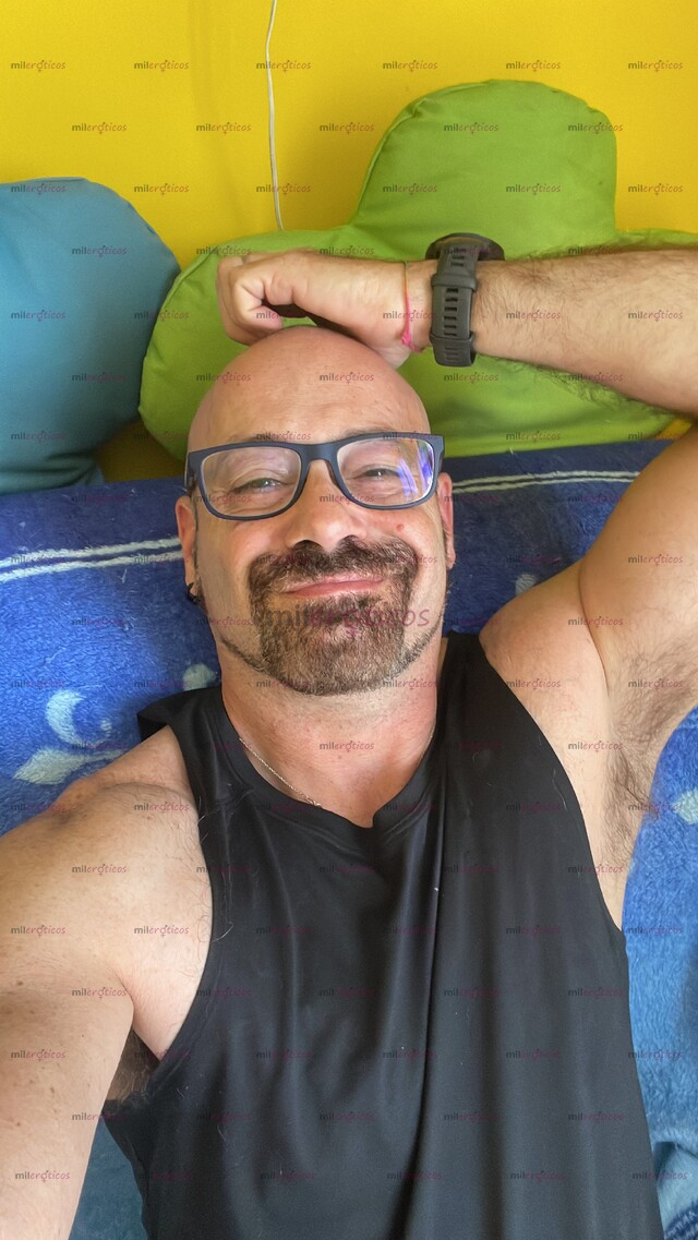 FOTOS DE AFFIDABILE, DOLCE, DISCRETO: IDEALE PER MASCHI ATTIVI BISEX O IMPEGNATI