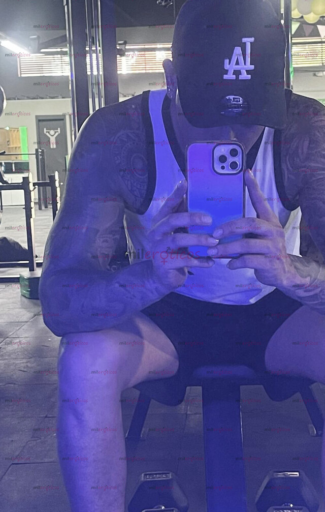 FOTOS DE MACHO TATUADO NUEVO EN TU CIUDAD VERGA TALADRADORA FULL VERSÁTIL SERIEDAD