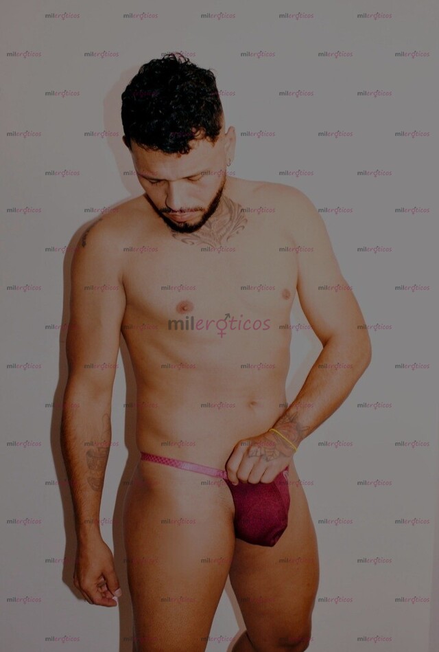 FOTOS DE ME LLAMO NICKY SOY UN CHICO JOVEN DE 28 AÑOS VERSÁTIL COMPLACIENTE ARDIENTE