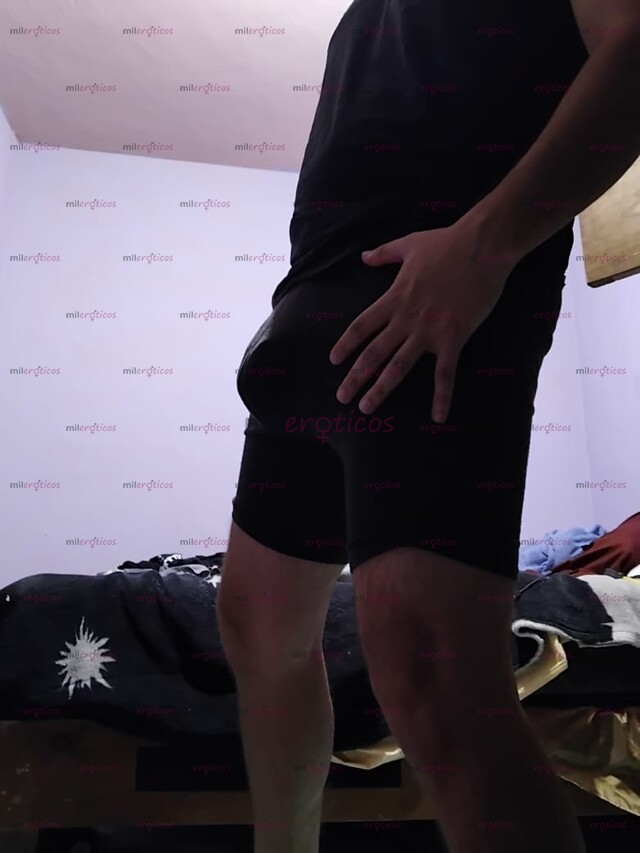 FOTOS DE MAXIMILIANO JOVEN DEPORTISTA DISPUESTO A HACERTE GEMIR DE PLACER