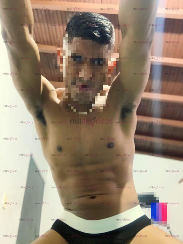 FOTOS DE CHICO JOVEN VERSÁTIL MORENO TONIFICADO CON CUERPO ATLETICO
