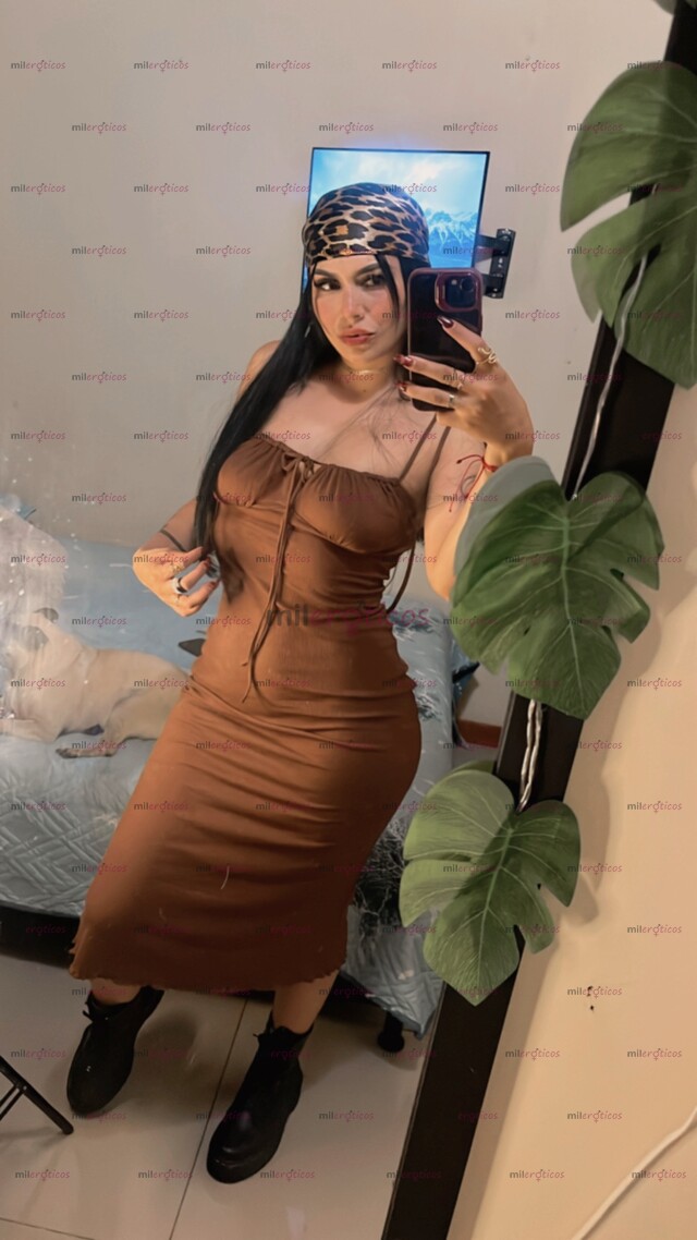 FOTOS DE CATTY,YA COMISTE O TE SEPARO LAS PIERNAS, QUERIENDO LAMER TU POLLA RICA Y DURA