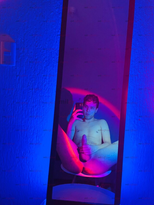 FOTOS DE HEY QUE TAL SOY JOSHUA DE 20 AÑOS , 100% INTER DISCRETO, EDUCADO Y COMPLACIENTE