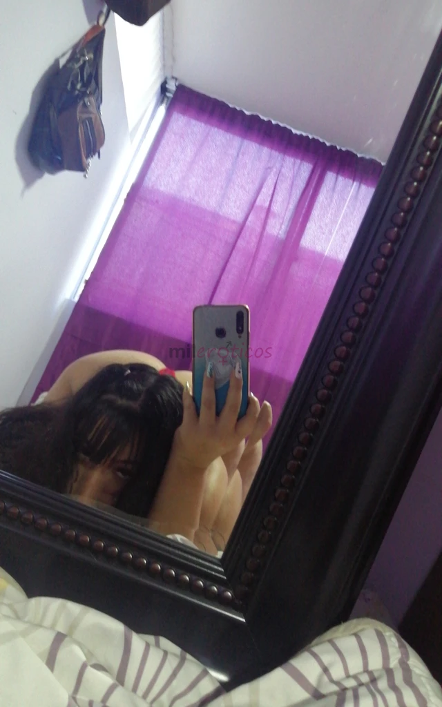 Hola soy samanta una rrika colombiana blankita culona de cabello oscuro tengo 23 anos me gusta el sexo duro y te ofrezco promos increibles hago domici...