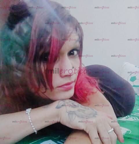 FOTOS DE FLACA EXTROVERTIDA CON GANAS DE TI VEN Y APROVECHAME BB