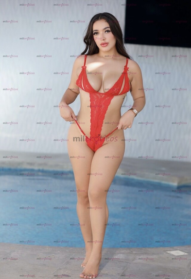 FOTOS DE HERMOSA COLOMBIANA RECIÉN LLEGADA, DISPUESTA A COMPLACERTE