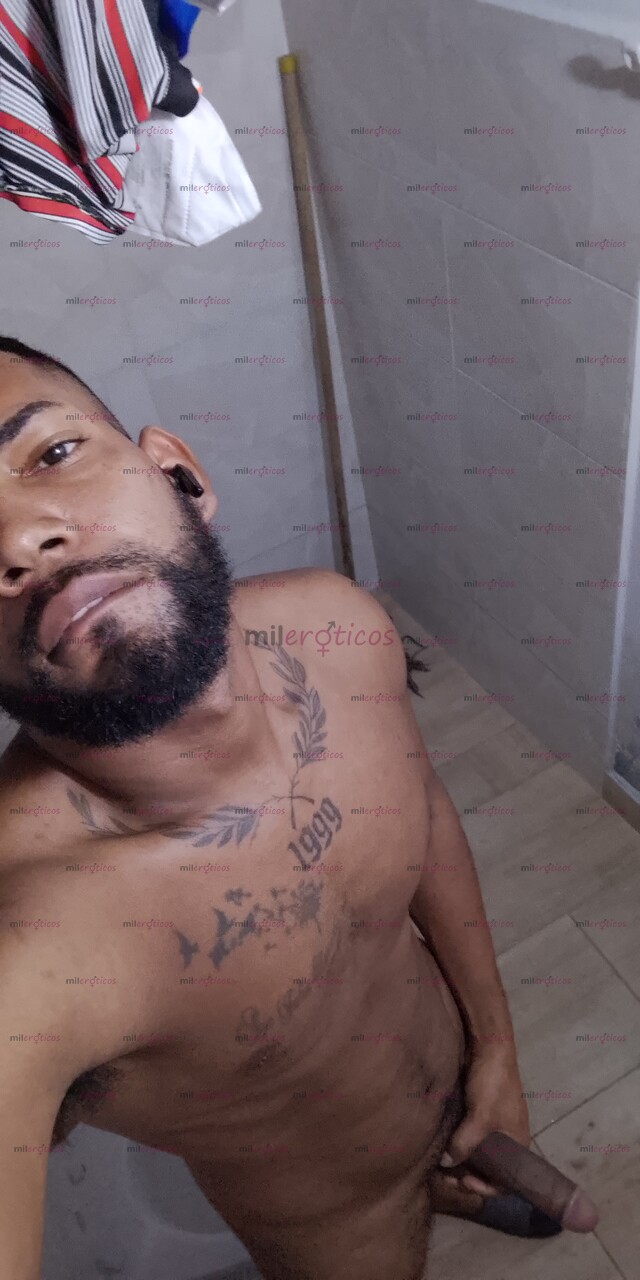 FOTOS DE MORENO ISLEÑO CALIENTE DISPUESTO AH COMPLACERTE Y CUMPLIR TUS FETICHES