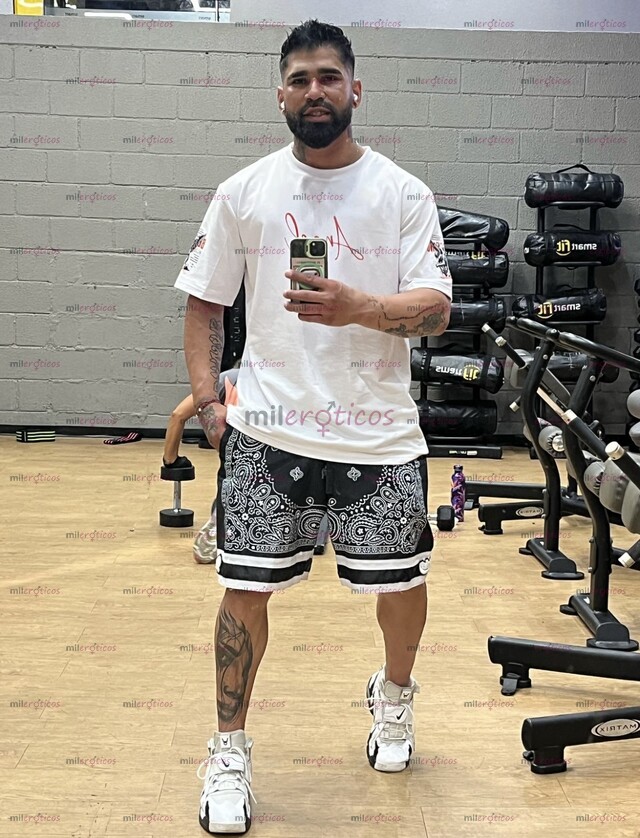 FOTOS DE ¡ GIGOLO BUSCA COMPLACERTE LLAMA YA ! 3103249417