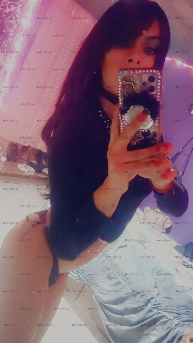 FOTOS DE ATRACTIVA NENA TRANS VERSÁTIL Y MUY FEMENINA