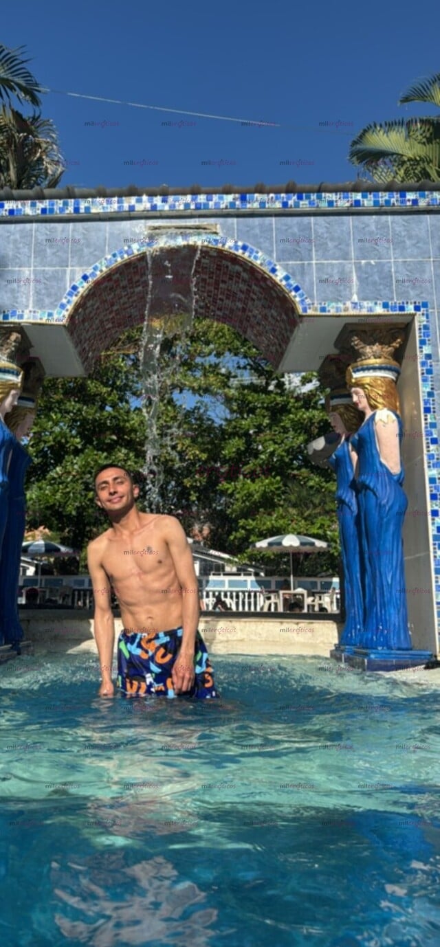 FOTOS DE CHICO JOVEN, VERSÁTIL, LLAMA O ESCRÍBEME AL 3165706625 DISPONIBLE 100%