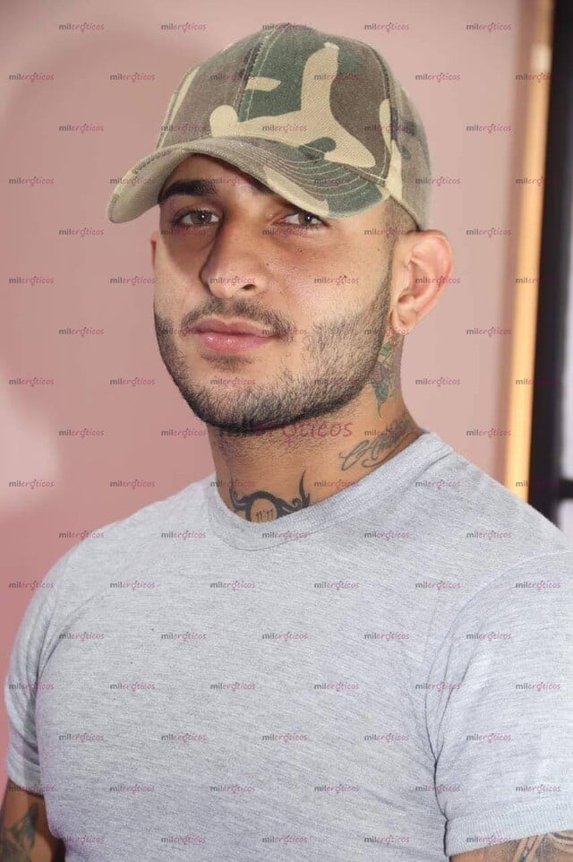 FOTOS DE MORENO ÁRABE VERGÓN PINTA DISPONIBLE PARA VIDEOLLAMADA Y CONTENIDO TRIO