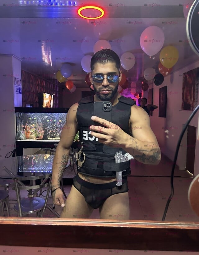 FOTOS DE GIGOLÓ VIP PARA DAMAS PAREJAS VOUYER TRÍO SEX INTERRACIAL EXTRANJEROS
