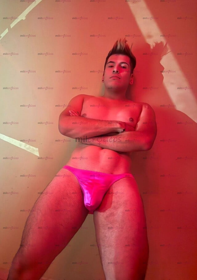FOTOS DE JONNY KEN COLOMBIANO MODELO ALTO MARCADO EXCLUSIVO Y BASTANTE ATRACTIVO