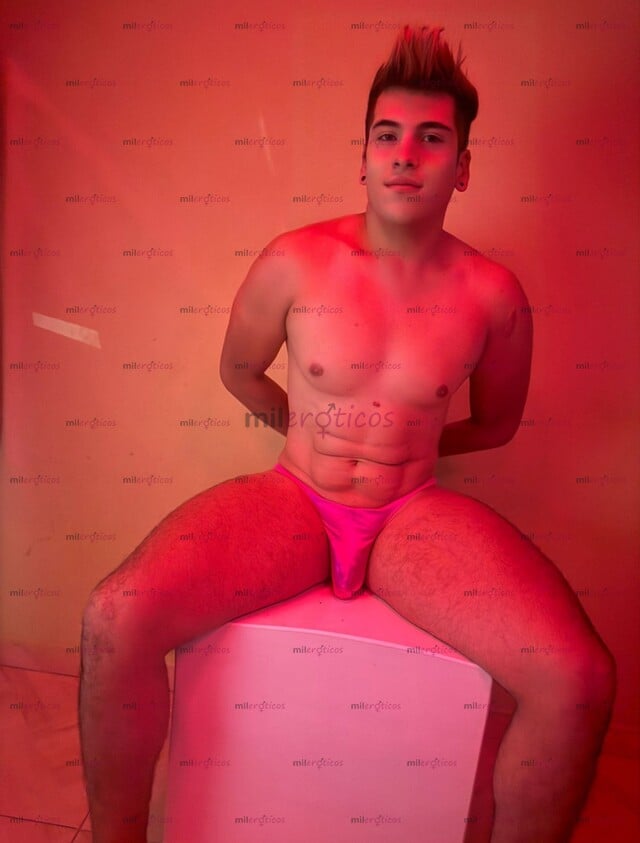 FOTOS DE JONNY KEN COLOMBIANO MODELO ALTO MARCADO EXCLUSIVO Y BASTANTE ATRACTIVO